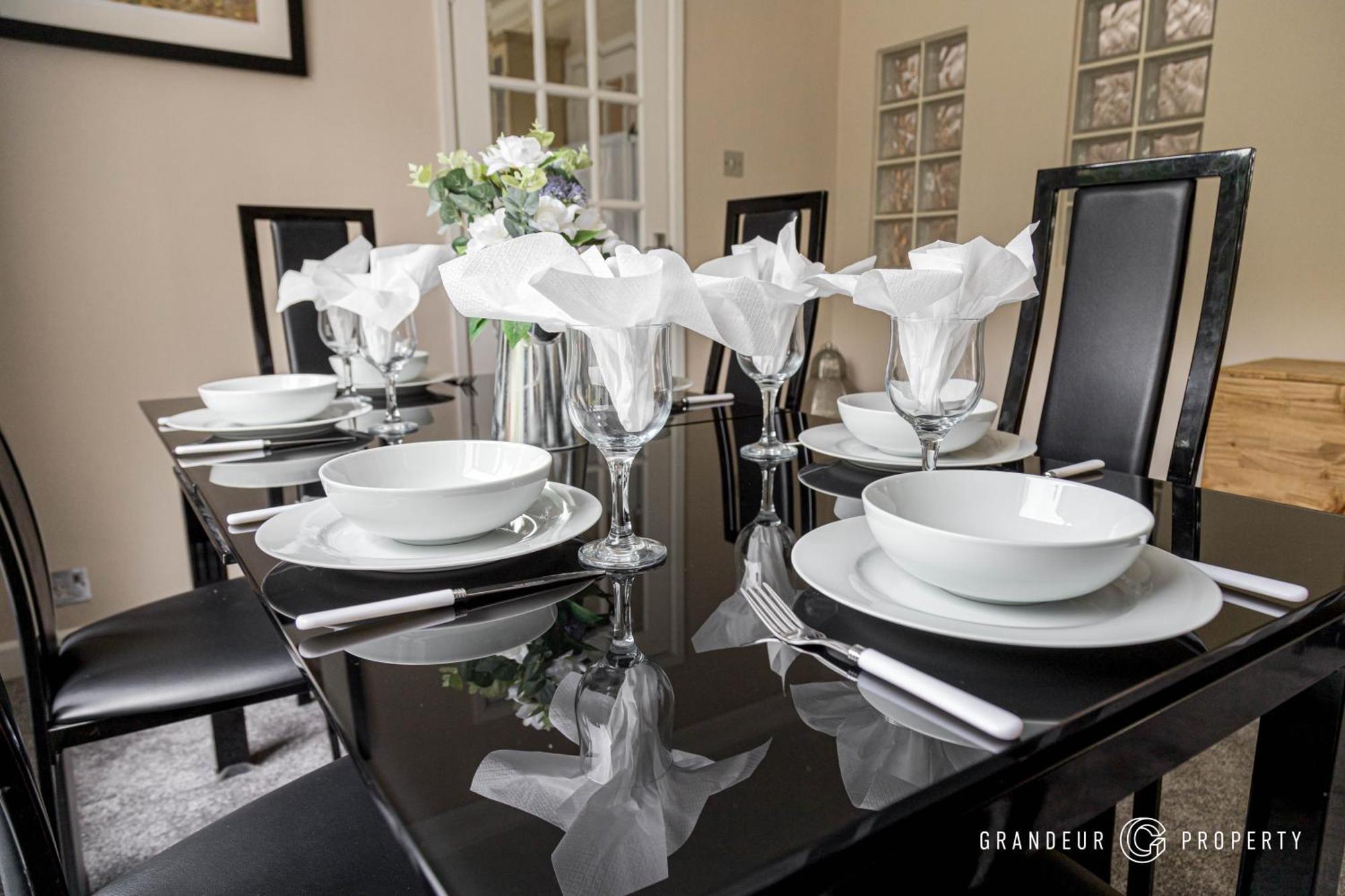 Apartment Talbot House By Grandeur